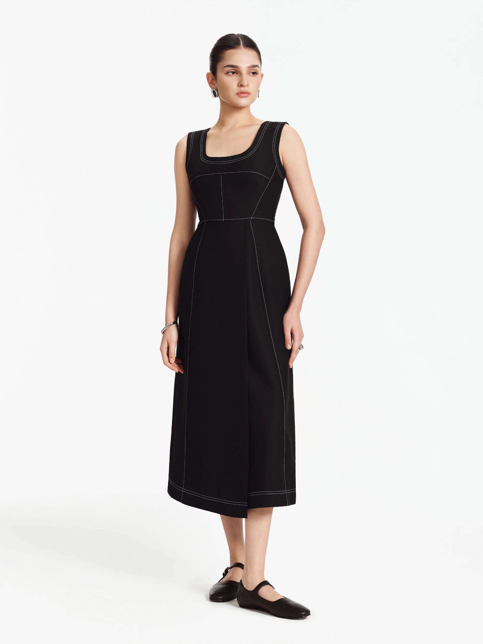Selena Tailored A-Line Midi Dress (Black)