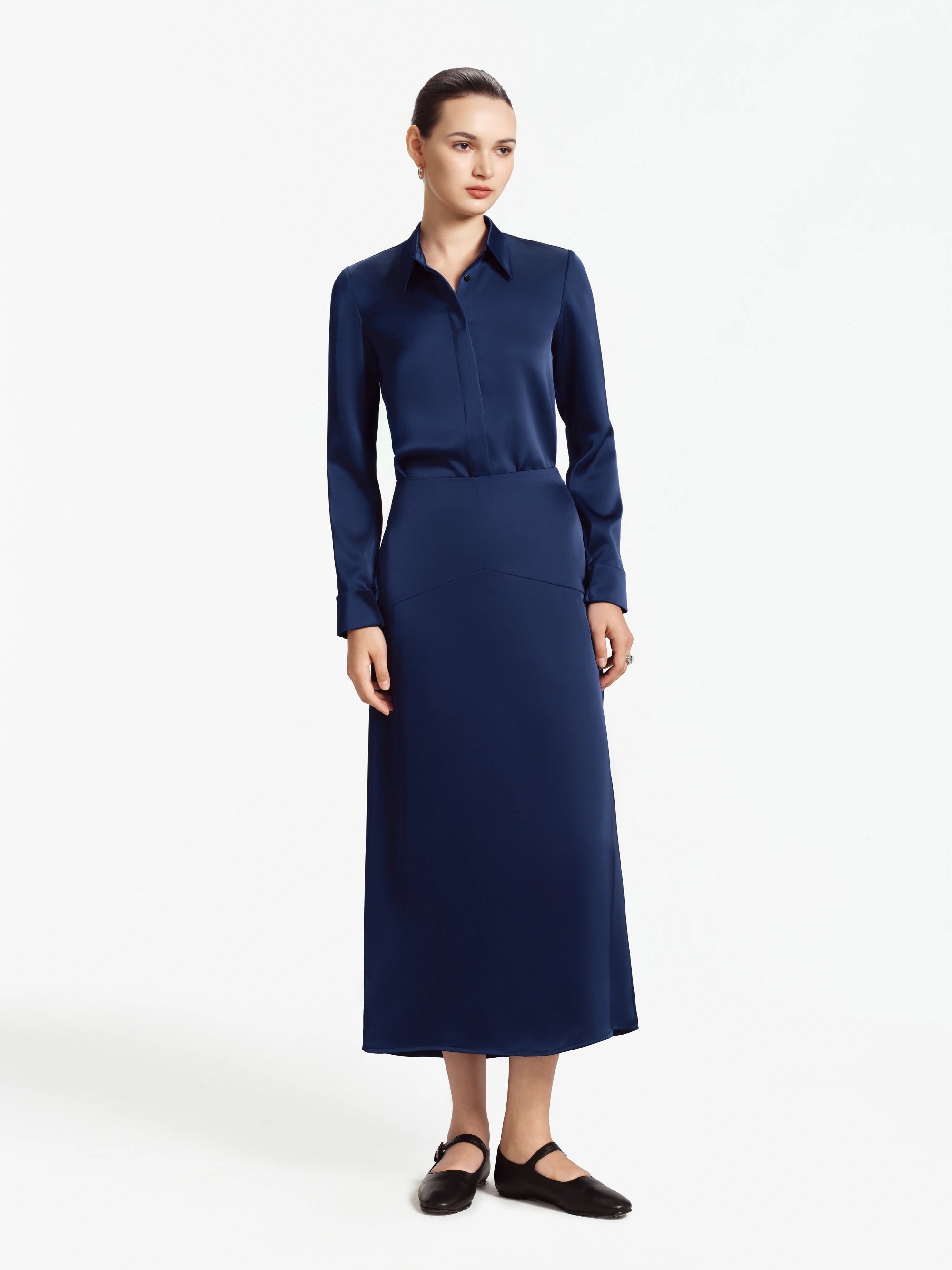 Sloane Silk Midi Skirt (Midnight Blue)